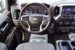 
										2021 Chevrolet Silverado 1500 Crew Cab LT Pickup 4D 5 3/4 ft full									