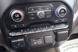 
										2021 Chevrolet Silverado 1500 Crew Cab LT Pickup 4D 5 3/4 ft full									