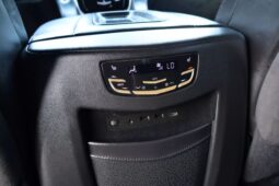
										2019 Cadillac Escalade ESV Platinum Sport Utility 4D full									