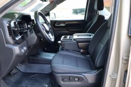 
										2023 GMC Sierra 1500 Crew Cab Elevation Pickup 4D 5 3/4 ft full									