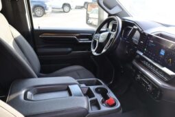 
										2024 Chevrolet Silverado 2500 HD Crew Cab LT Pickup 4D 6 1/2 ft full									