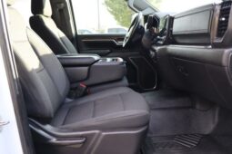 
										2024 Chevrolet Silverado 2500 HD Crew Cab LT Pickup 4D 6 1/2 ft full									