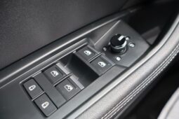 
										2024 Audi Q8 Sportback e-tron Premium Sport Utility 4D full									