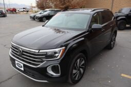 
										2024 Volkswagen Atlas SE 4MOTION w/Tech Pkg Sport Utility 4D full									