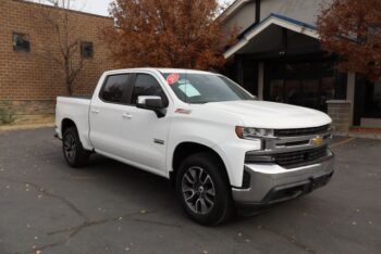 2021 Chevrolet Silverado 1500 Crew Cab LT Pickup 4D 5 3/4 ft