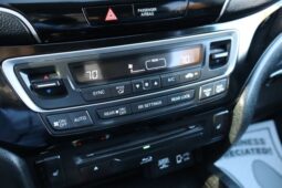 
										2022 Honda Pilot Touring Sport Utility 4D full									