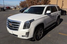 
										2017 Cadillac Escalade Luxury Sport Utility 4D full									