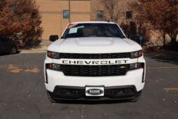 
										2022 Chevrolet Silverado 1500 Limited Crew Cab Custom Pickup 4D 5 3/4 ft full									