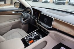 
										2024 Volkswagen Atlas SE 4MOTION w/Tech Pkg Sport Utility 4D full									