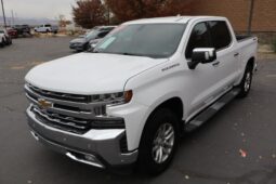 
										2021 Chevrolet Silverado 1500 Crew Cab LTZ Pickup 4D 5 3/4 ft full									