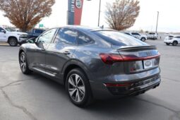 
										2024 Audi Q8 Sportback e-tron Premium Sport Utility 4D full									