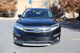 
										2022 Honda Pilot Touring Sport Utility 4D full									