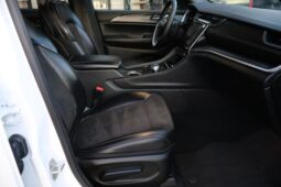 
										2024 Jeep Grand Cherokee L Altitude Sport Utility 4D full									