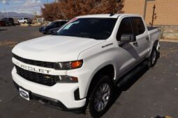 
										2022 Chevrolet Silverado 1500 Limited Crew Cab Custom Pickup 4D 5 3/4 ft full									