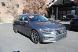 2021 Volkswagen Passat SE Sedan 4D