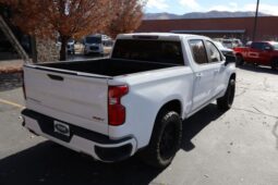 
										2021 Chevrolet Silverado 1500 Crew Cab RST Pickup 4D 5 3/4 ft full									