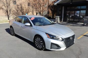 2023 Nissan Altima 2.5 SV Sedan 4D