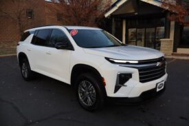 2024 Chevrolet Traverse LT Sport Utility 4D