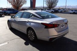 
										2023 Nissan Altima 2.5 SV Sedan 4D full									