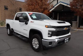 2024 Chevrolet Silverado 2500 HD Crew Cab LT Pickup 4D 6 1/2 ft